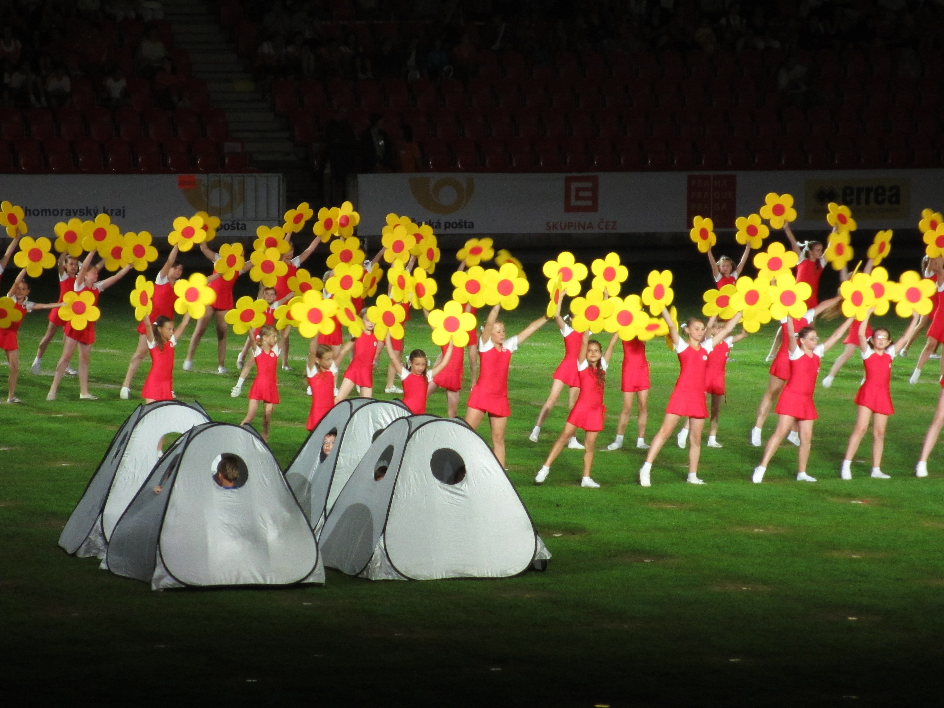 15._sokolsky_slet_na_stadionu_Eden_v_roce_2012_25