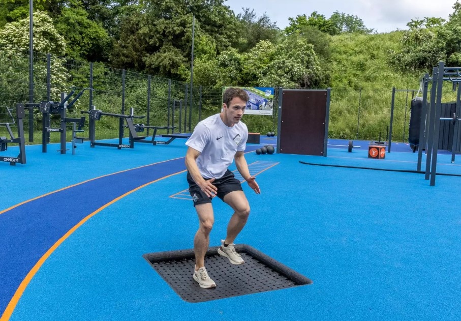 Venkovní trampolína Kids Tramp Playground 150 × 150 cm_obr3