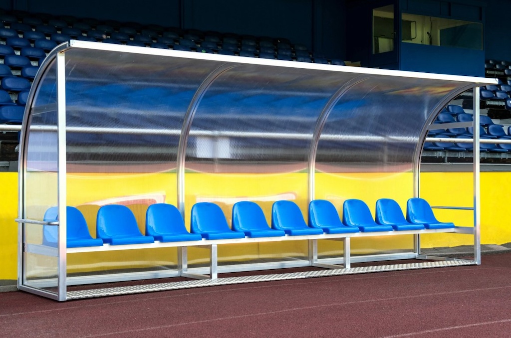 Hráčská střídačka Champion, šířka 4,0m - 8 sedadel