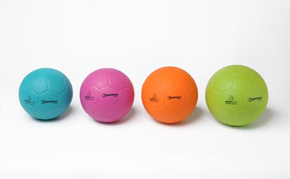 Míč na házenou dvouplášťový - průměr 175 mm, hmotnost 360 g