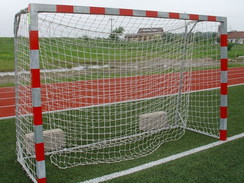 Záclonka házená rozměr 3 x 2m PP 3mm, bílá