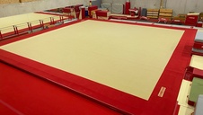 Soutěžní pružinová gymnastická podlaha Gymnova "MONTREAL" 14 x 14m - Certifikace FIG_obr9