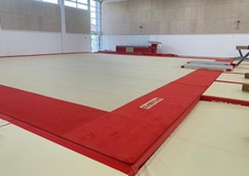 Soutěžní pružinová gymnastická podlaha Gymnova "MONTREAL" 14 x 14m - Certifikace FIG_obr11