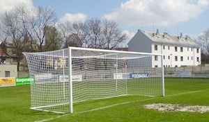 Síť na fotbalovou branku rozměr 7,5 x 2,5 x 2 x 2m, barevná_obr5