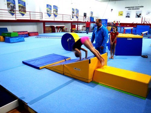 Gymnastický rozkládací klín